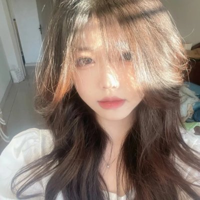 不是孤单一人2023